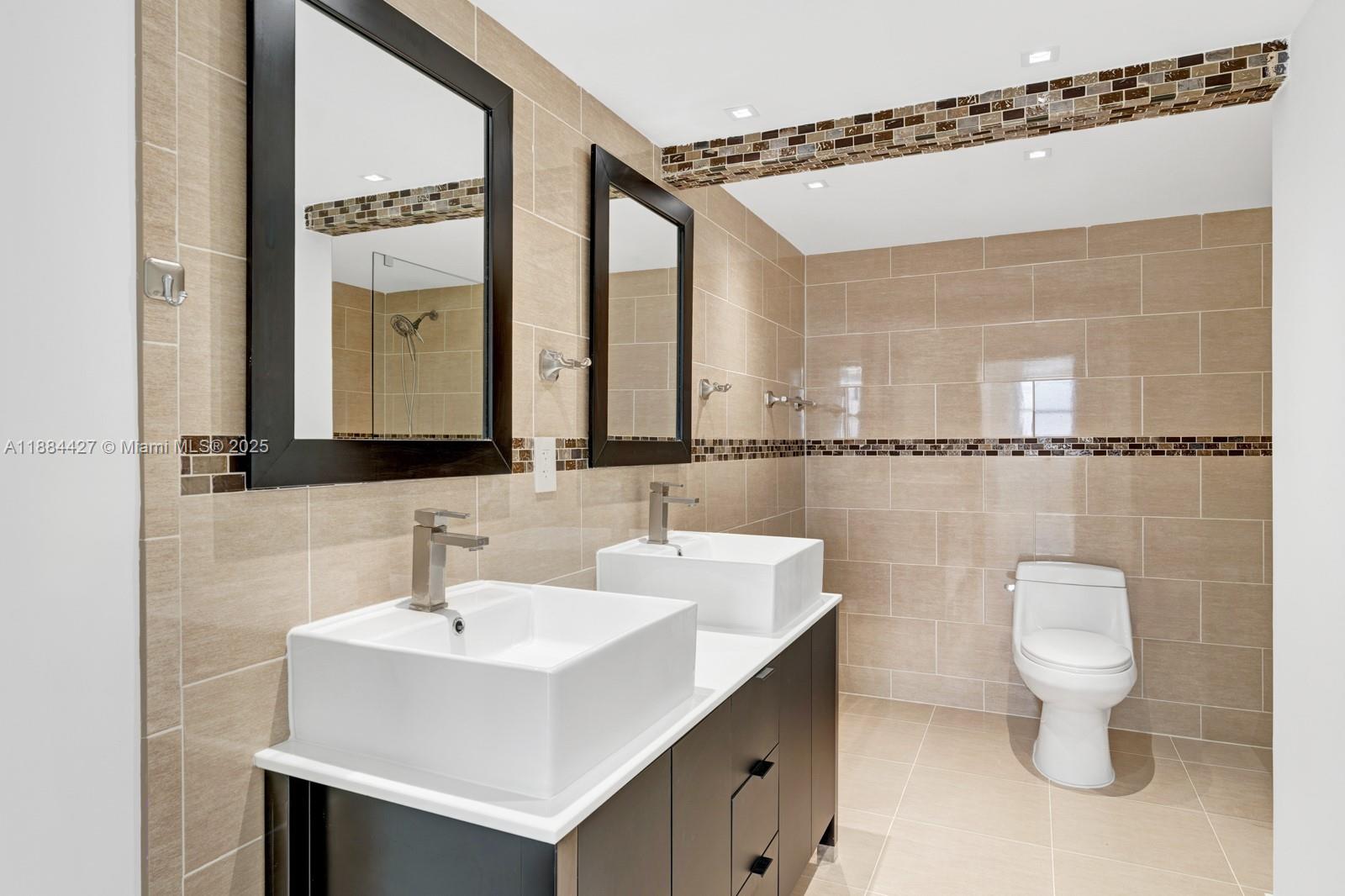 AQUASOL CONDO - Residential