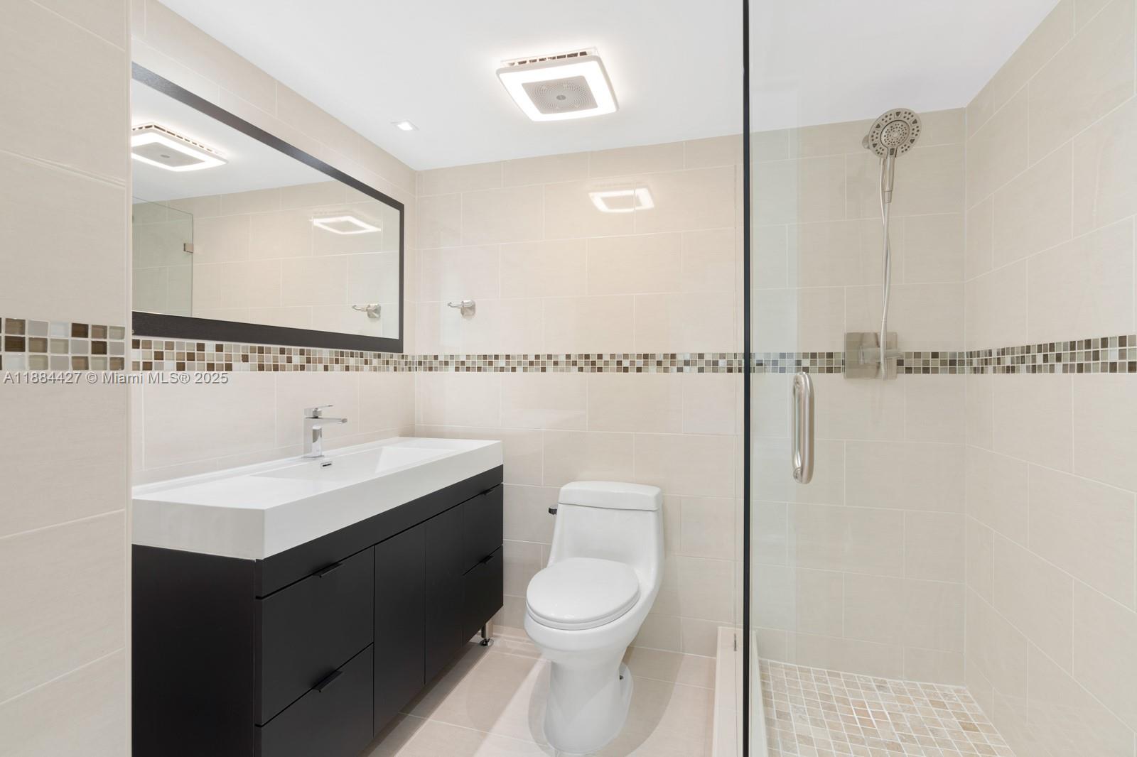 AQUASOL CONDO - Residential