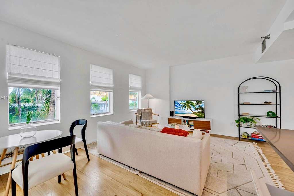 THE LEXINGTON EUCLID CONDO - Residential