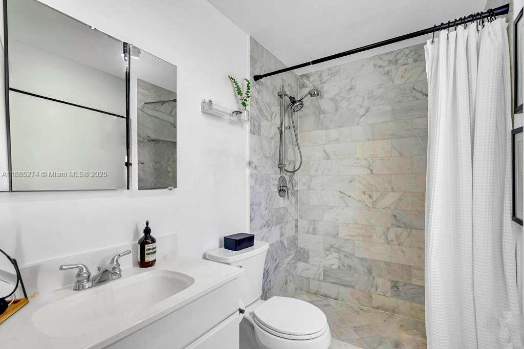 THE LEXINGTON EUCLID CONDO - Residential
