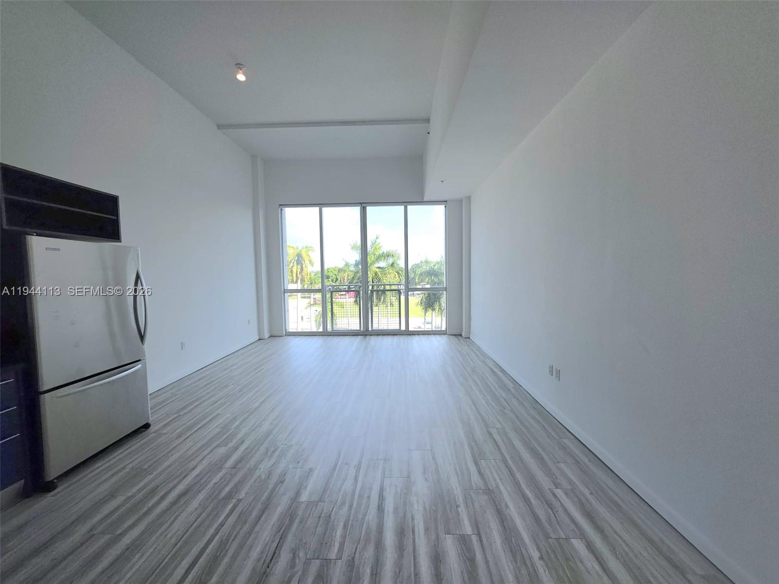 VIZCAYNE NORTH CONDO - Residential Lease