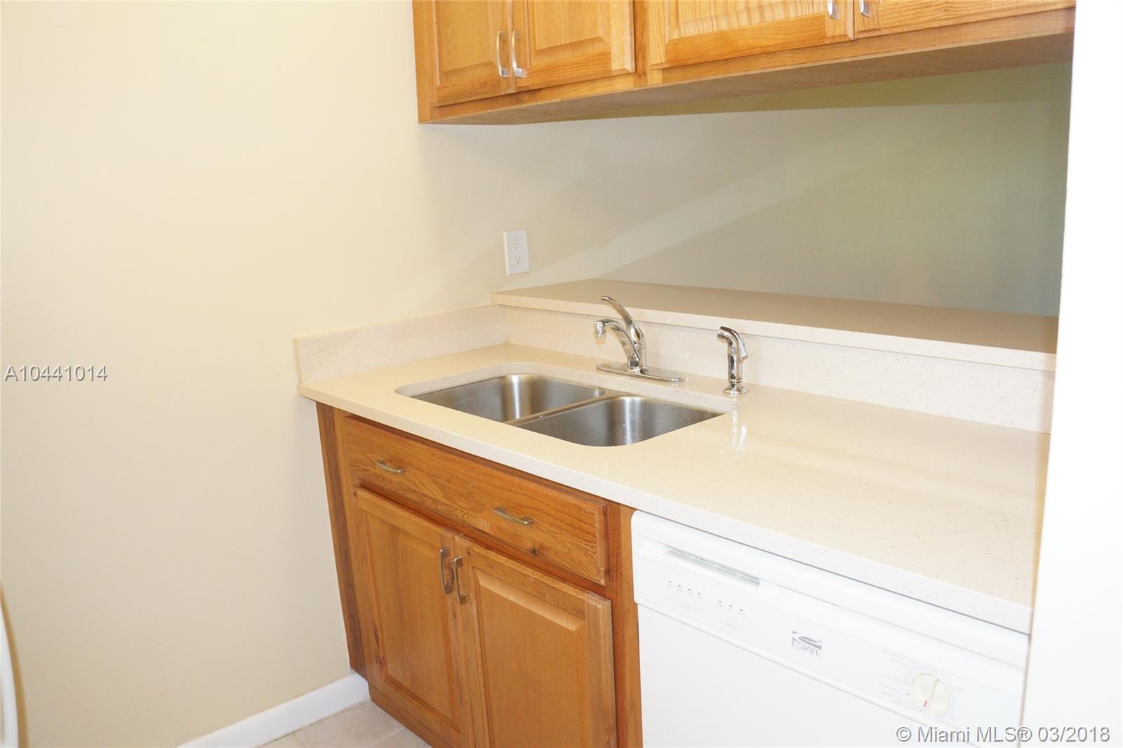 LAKEWOOD VILLAGE OF CORAL - Residential Lease