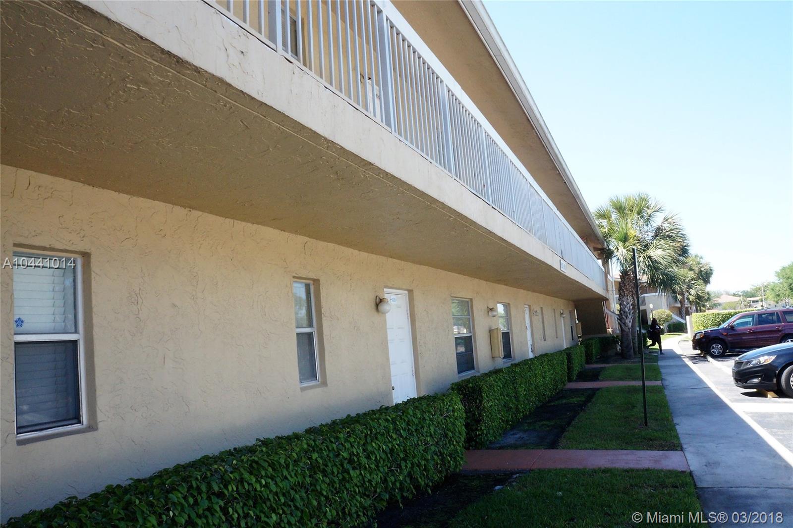 LAKEWOOD VILLAGE OF CORAL - Residential Lease