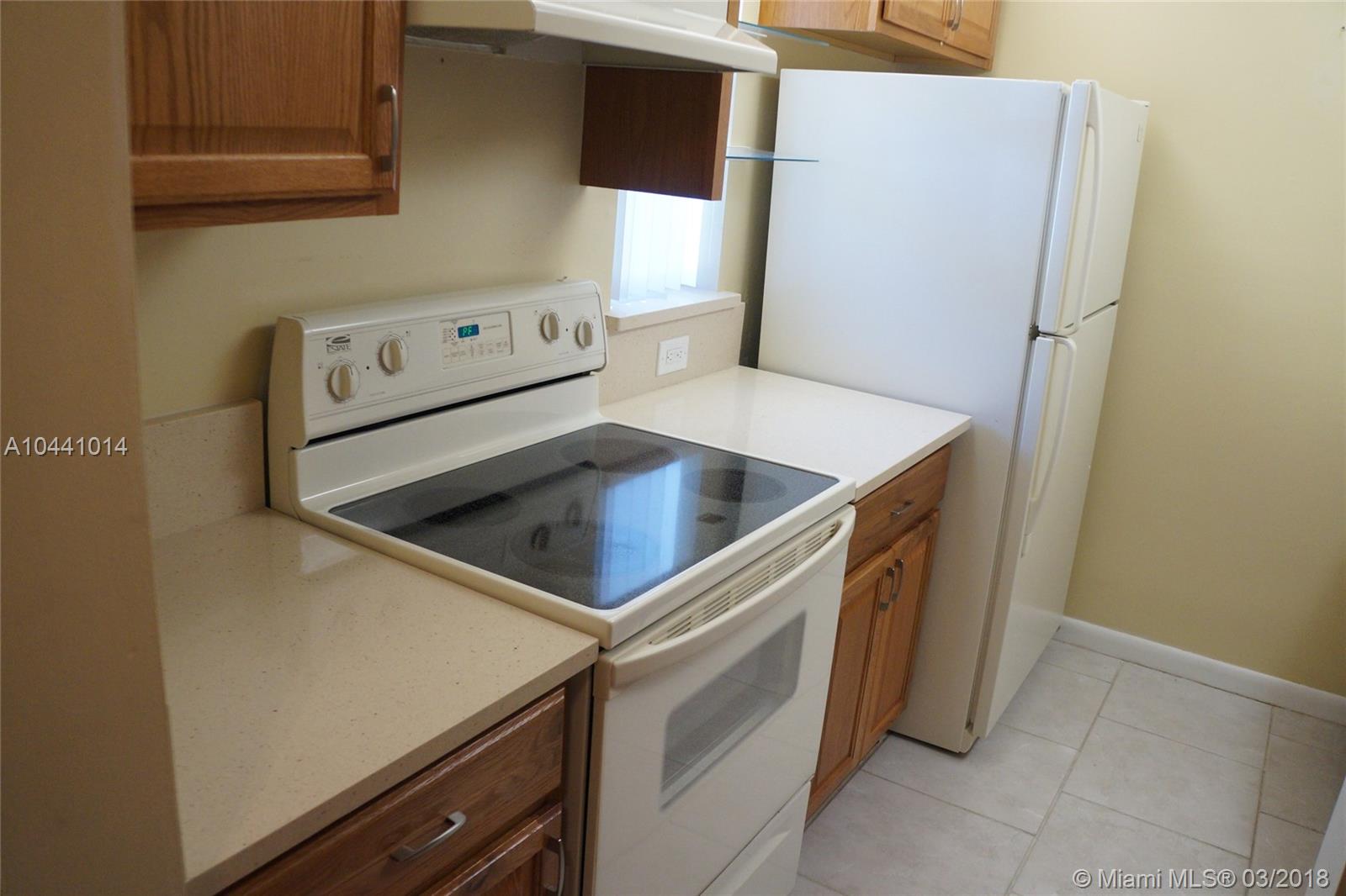 LAKEWOOD VILLAGE OF CORAL - Residential Lease