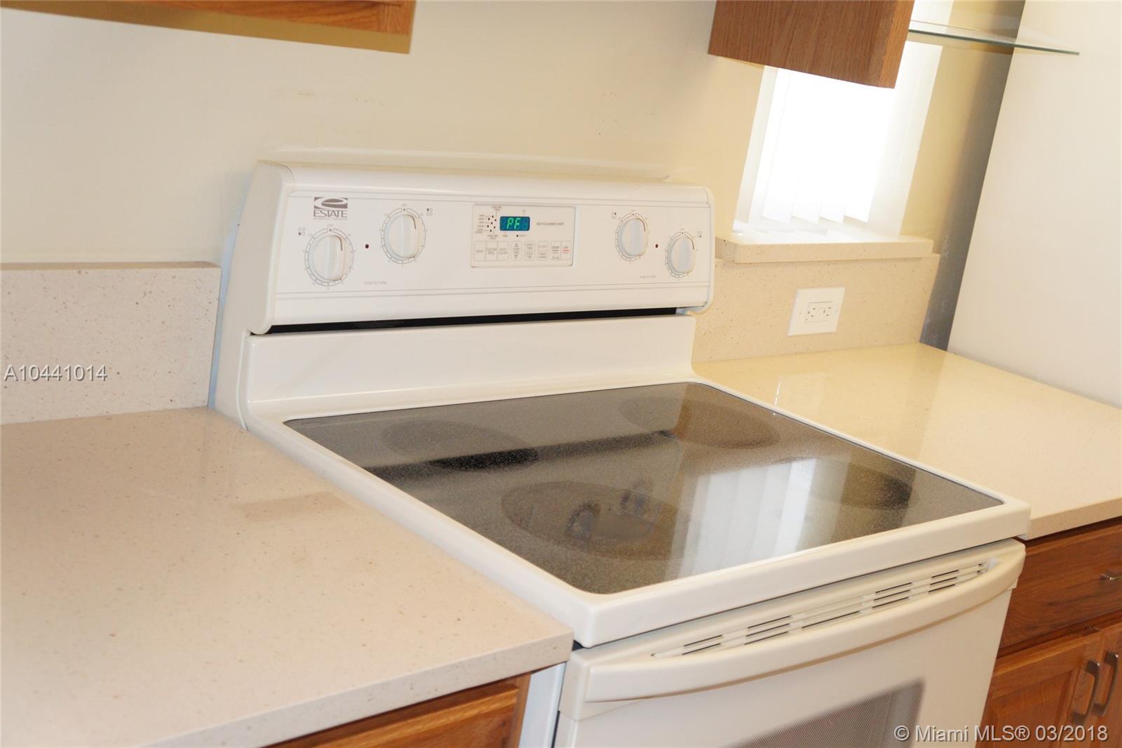 LAKEWOOD VILLAGE OF CORAL - Residential Lease