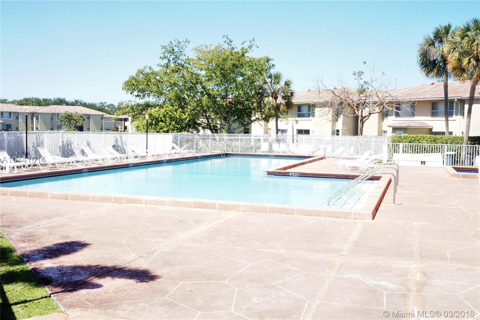 LAKEWOOD VILLAGE OF CORAL - Residential Lease