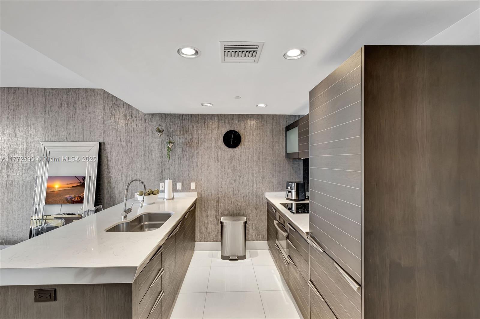 EPIC WEST CONDO - Residential Lease