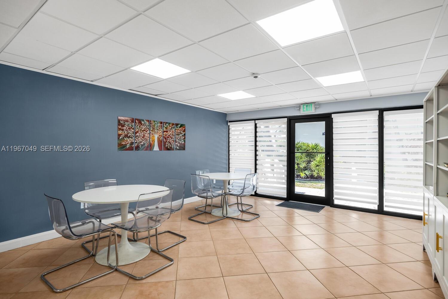 KINGS CREEK SO CONDO - Residential