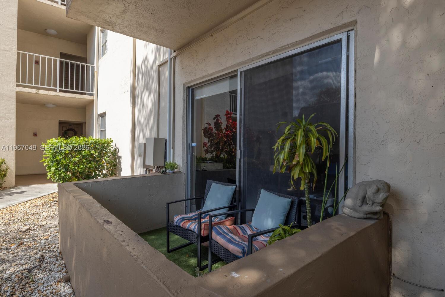 KINGS CREEK SO CONDO - Residential