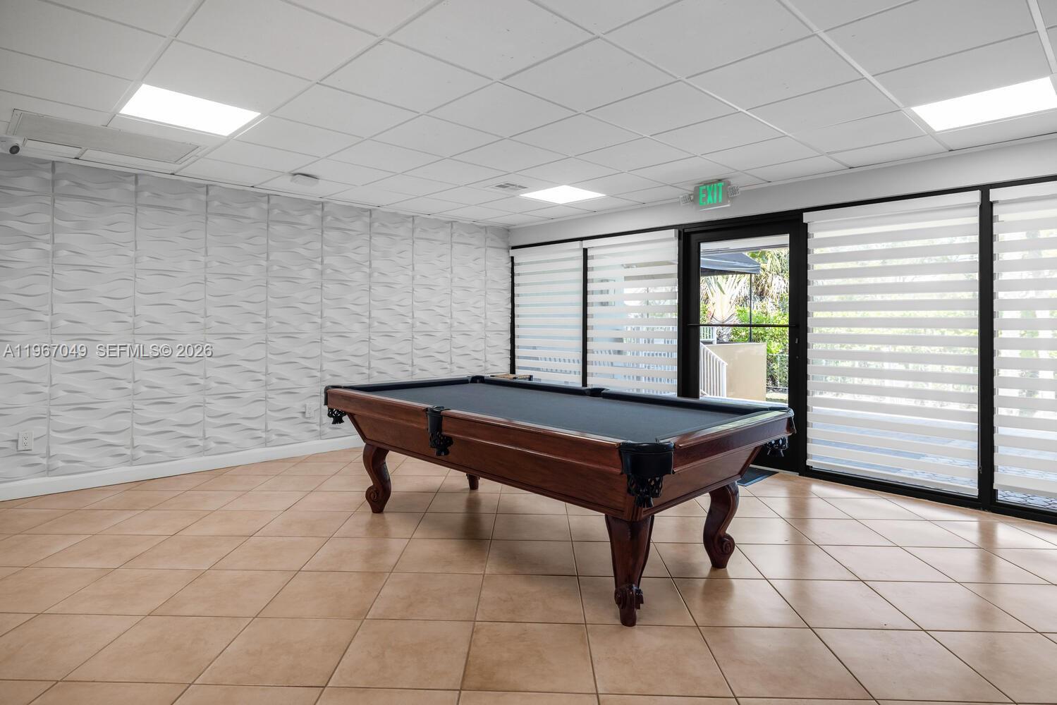 KINGS CREEK SO CONDO - Residential