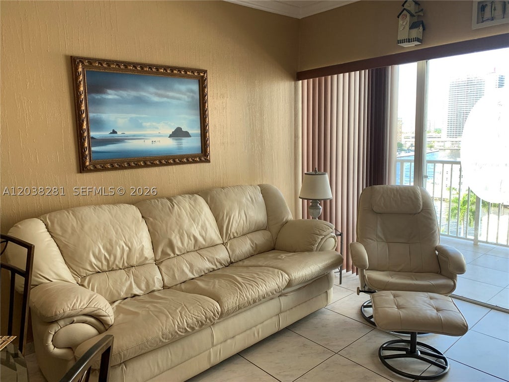 Photo of 1965 S Ocean Dr #8H, Hallandale Beach, FL 33009 (MLS # A12038281)