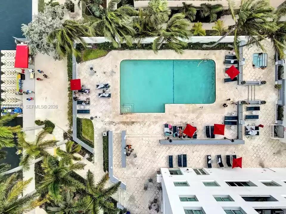 GALLERY ONE CONDO - Residential