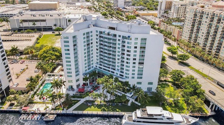 Sensational, Top-Floor nit with panoramic views of the ocean, intracoastal and birch park. This fully furnished unit offers owners the flexibility to occupy year-round for themselves or rent as often as they wish from day 1 Air bnb, vrbo, or hotel program. Full kitchen with stovetop, dishwasher, microwave and refrigerator. This 1 bedroom, 1 bath includes a sleeper-sofa and an owner's storage closet. Sparkling pool, restaurant, poolside cocktail bar, fitness center, business center, conference rooms, coffee bar, and water taxi stop on property