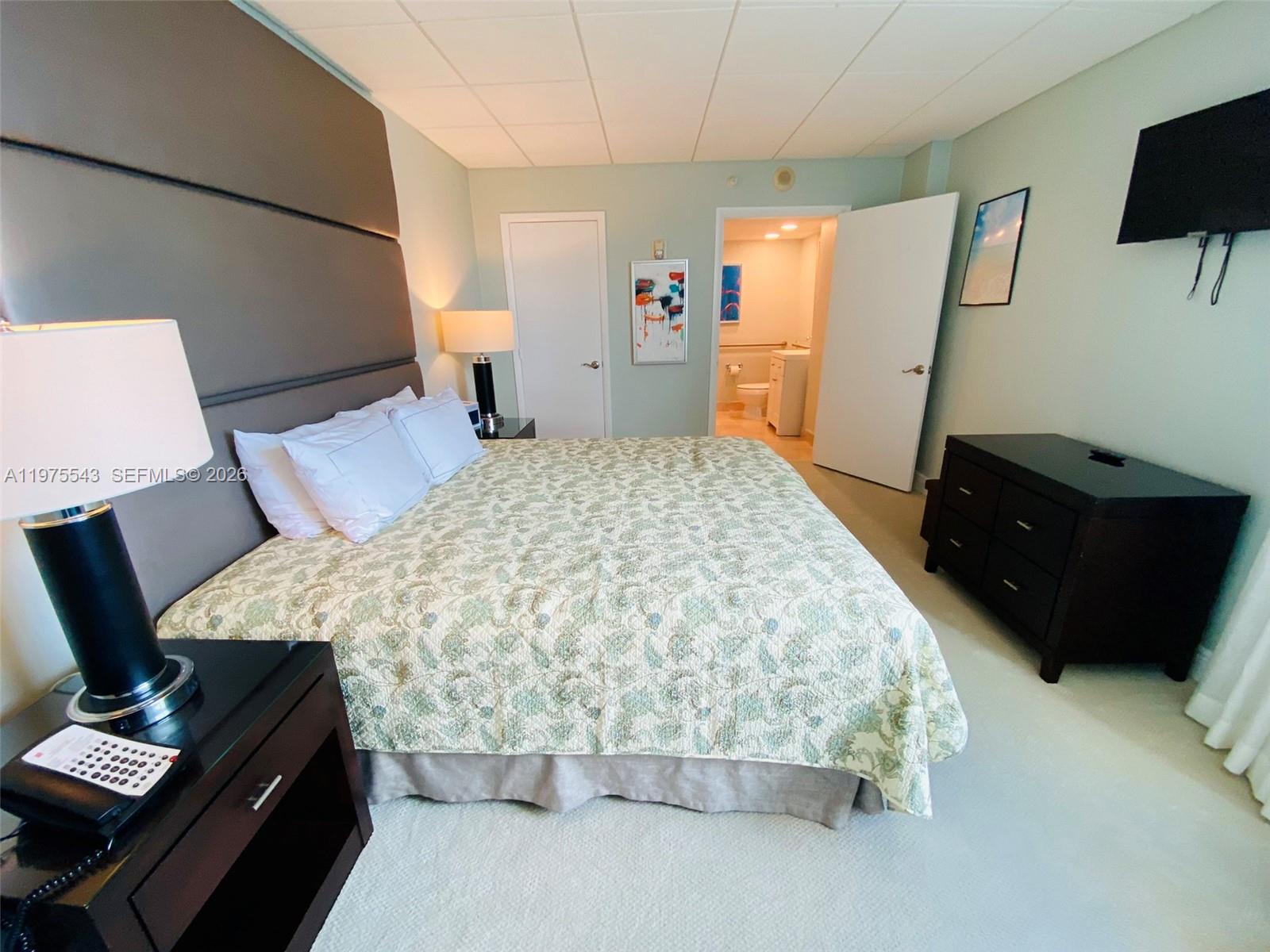 GALLERY ONE CONDO - Residential