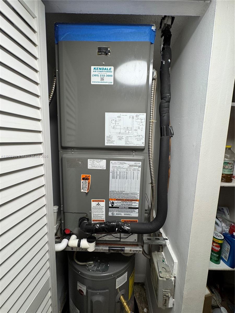 SUMMIT CHASE CONDO - Residential