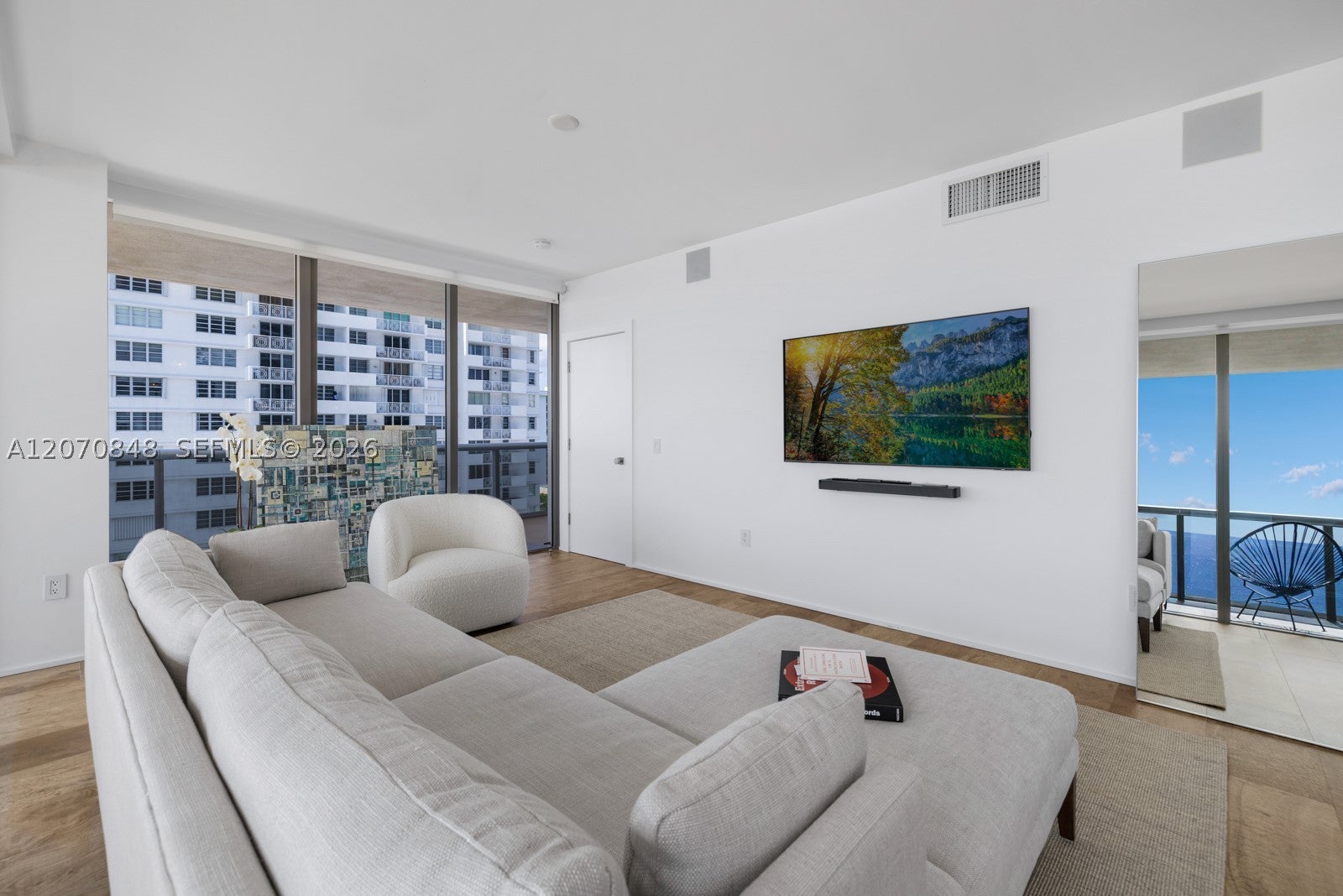 5875 Collins Ave 1102