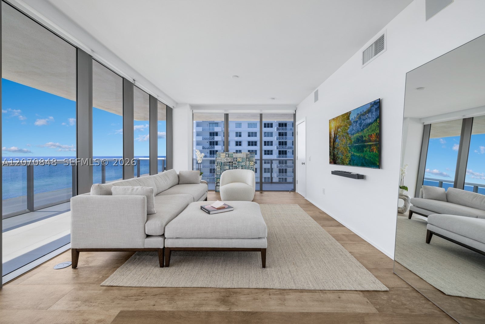 5875 Collins Ave 1102