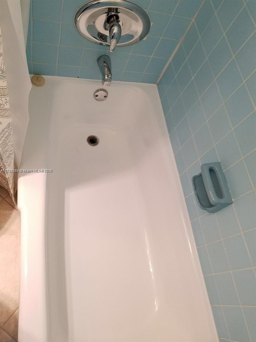 FLORENCE VILLAS - Residential Income