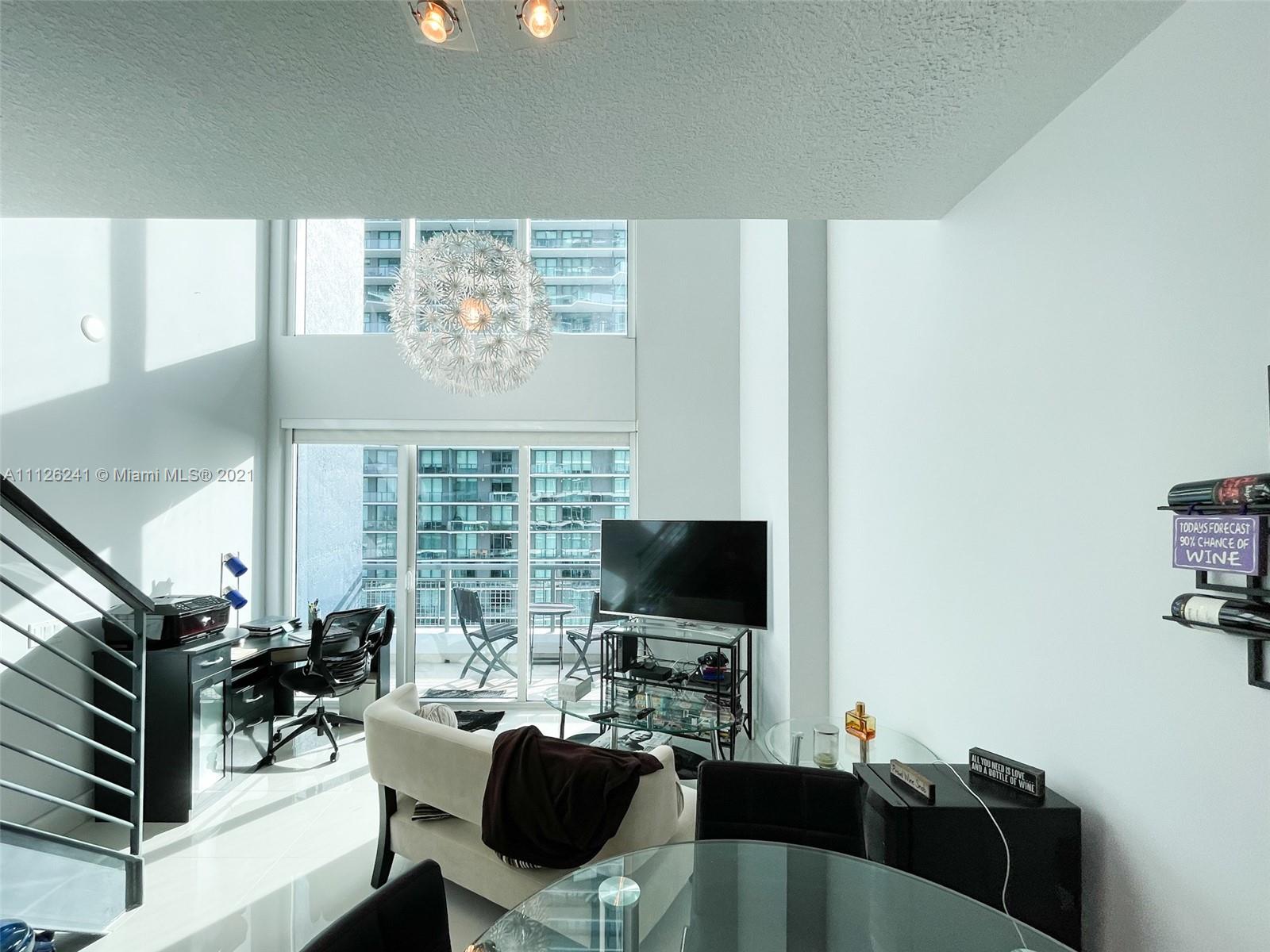 INFINITY AT BRICKELL - Residential