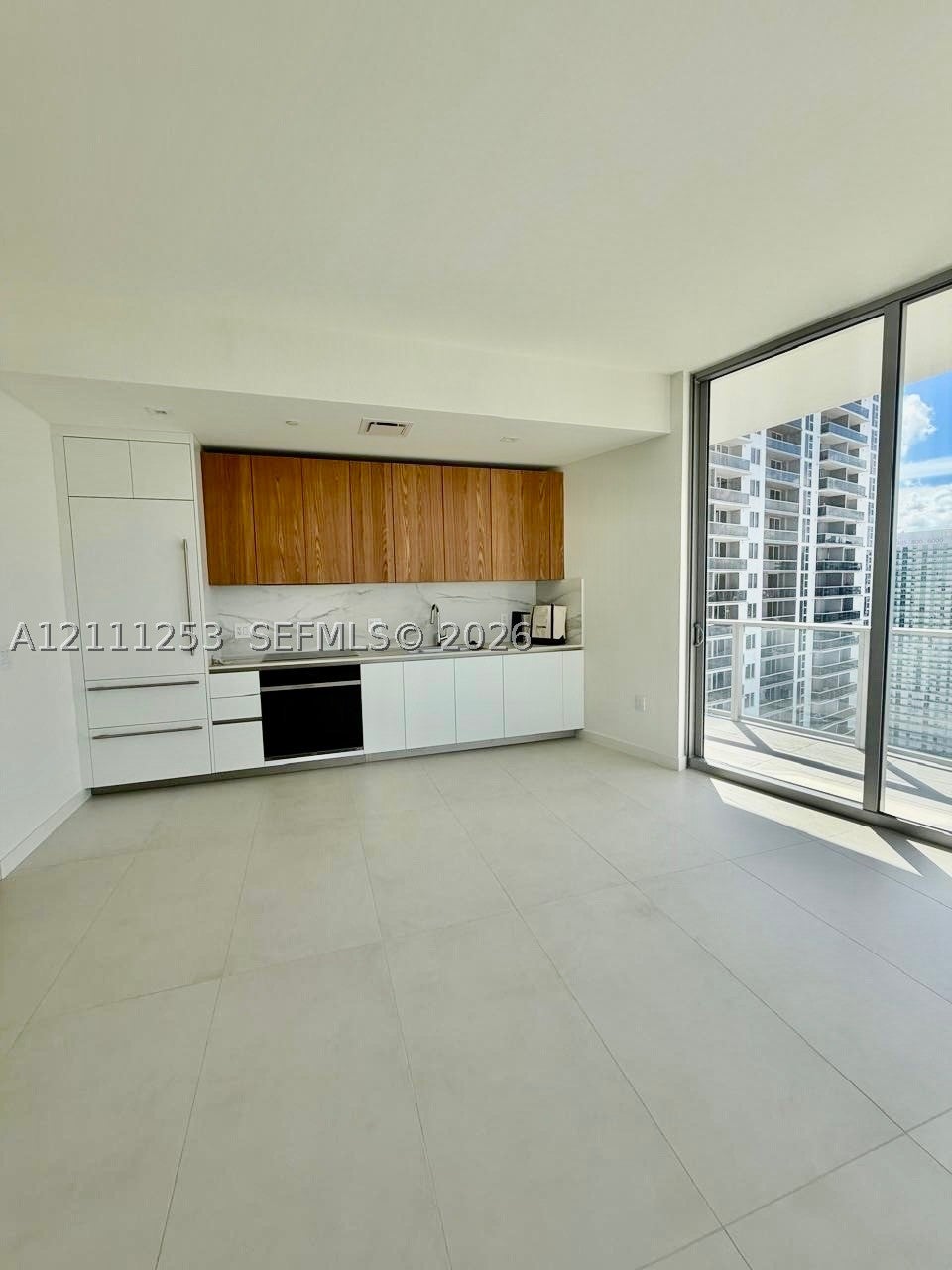 1400 Biscayne Blvd 2707