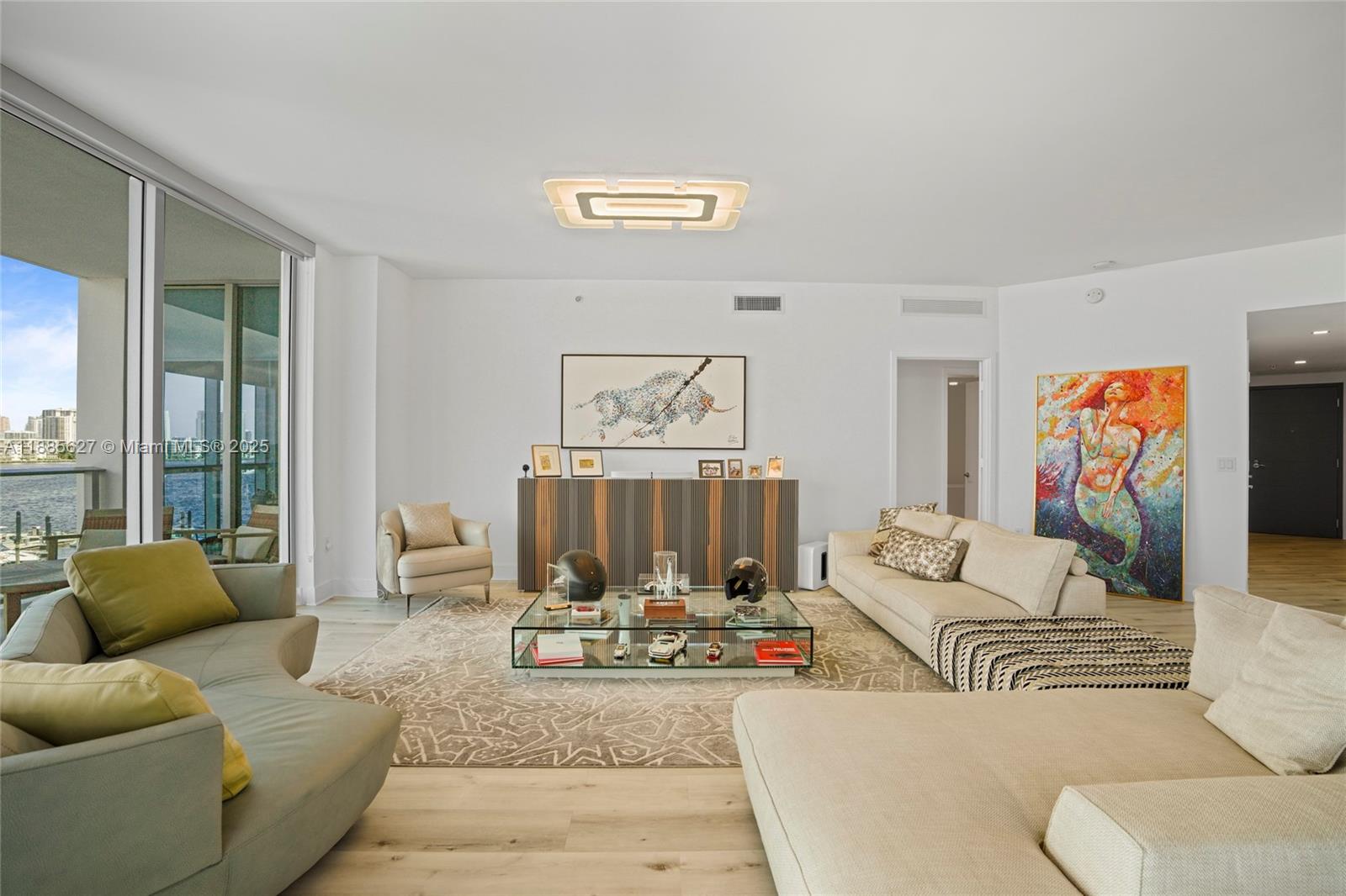 MARINA PALMS RESIDENCES S - Residential