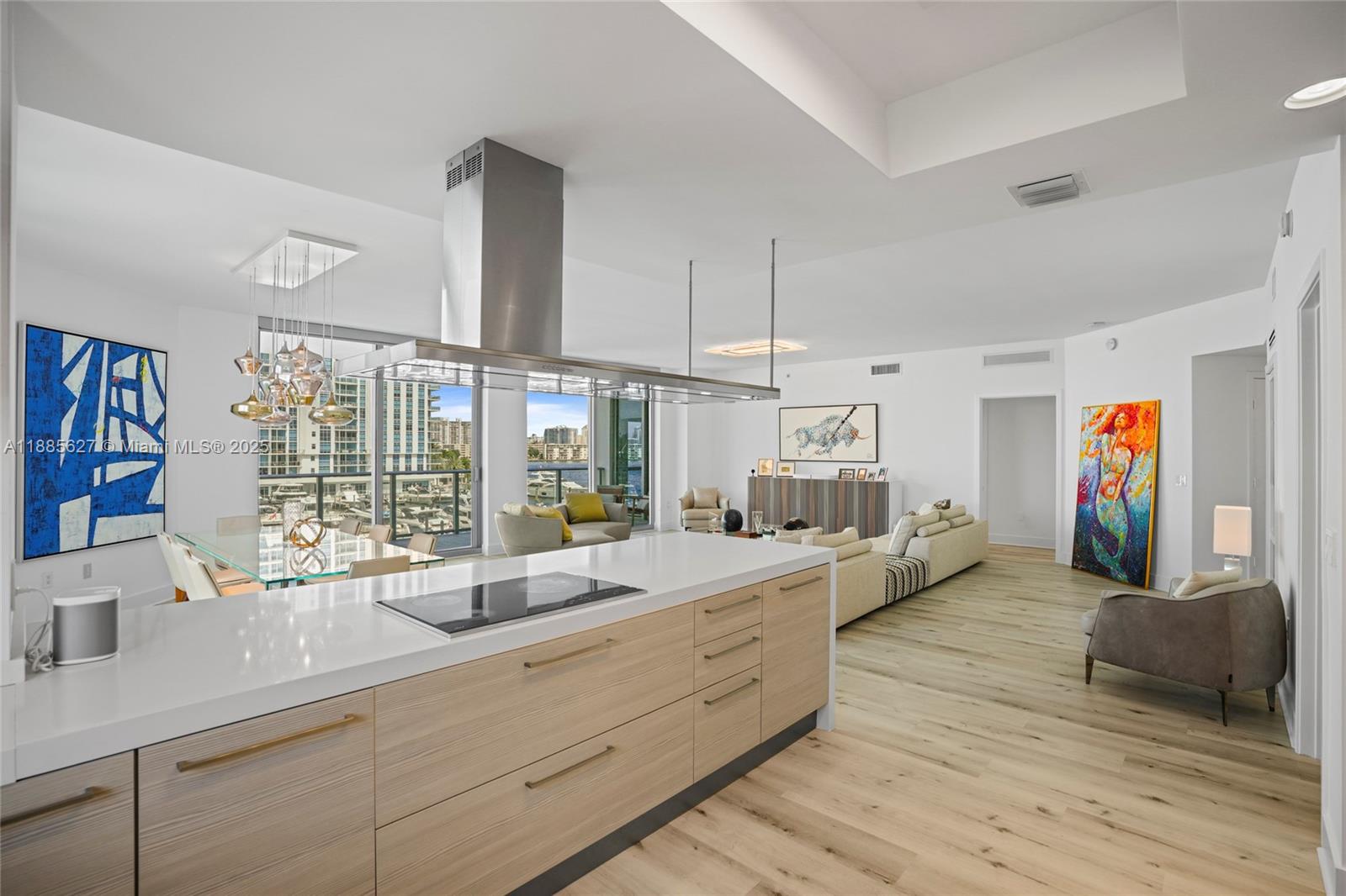 MARINA PALMS RESIDENCES S - Residential