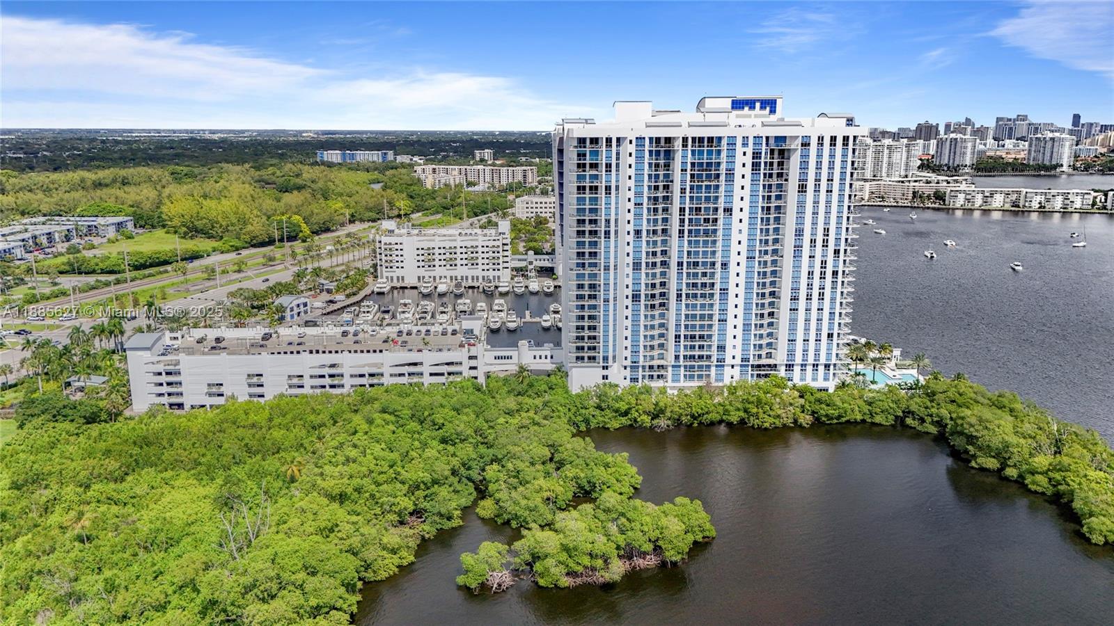 MARINA PALMS RESIDENCES S - Residential