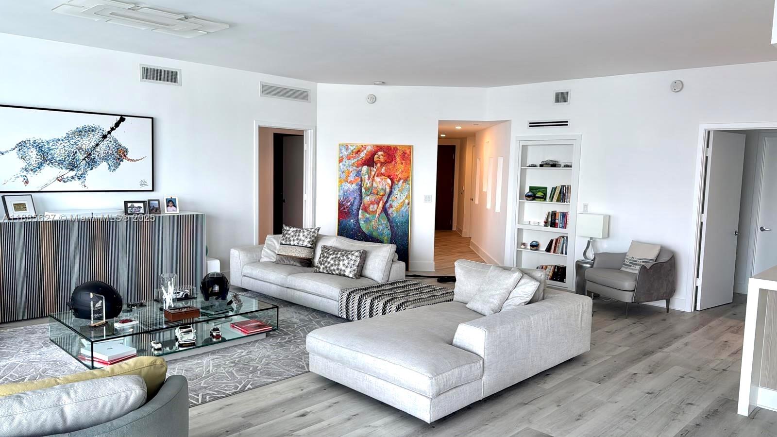MARINA PALMS RESIDENCES S - Residential