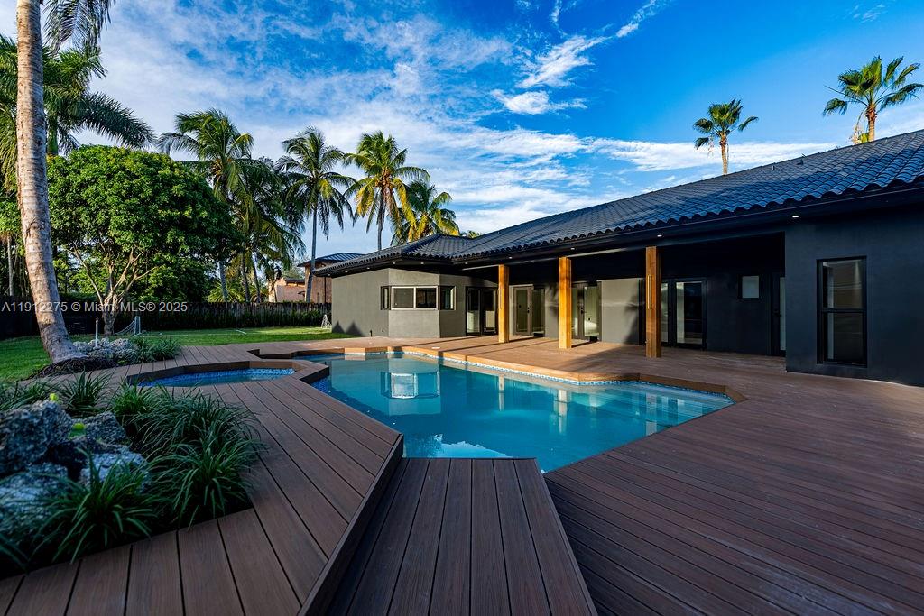 EL PUNTO - Residential