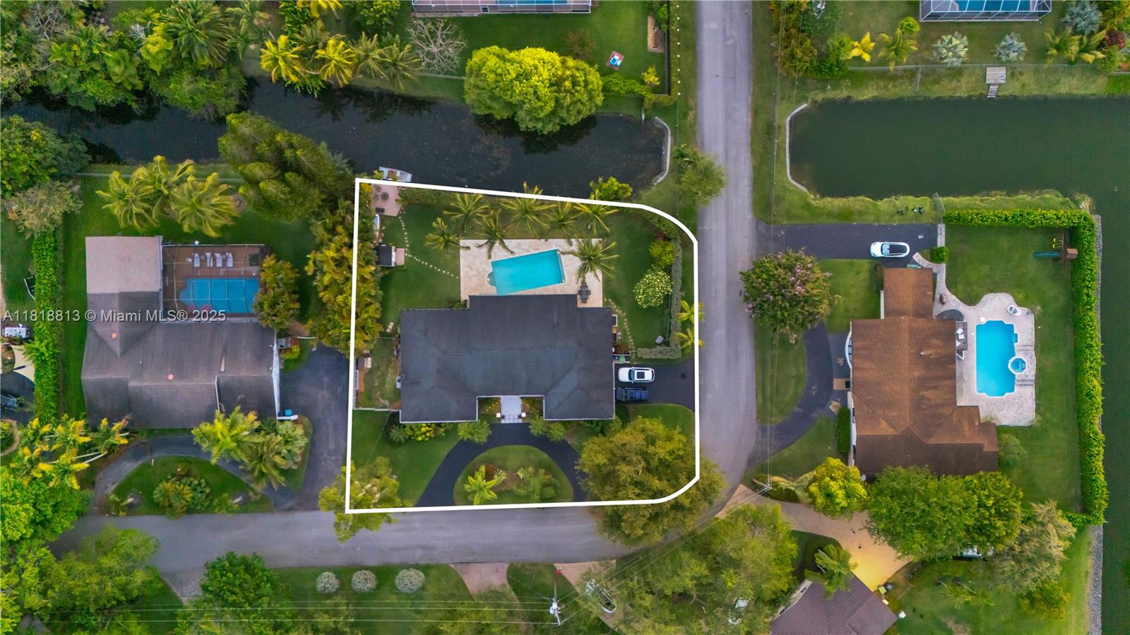 COUNTRY SQUIRE MANOR SEC - Residential Lease