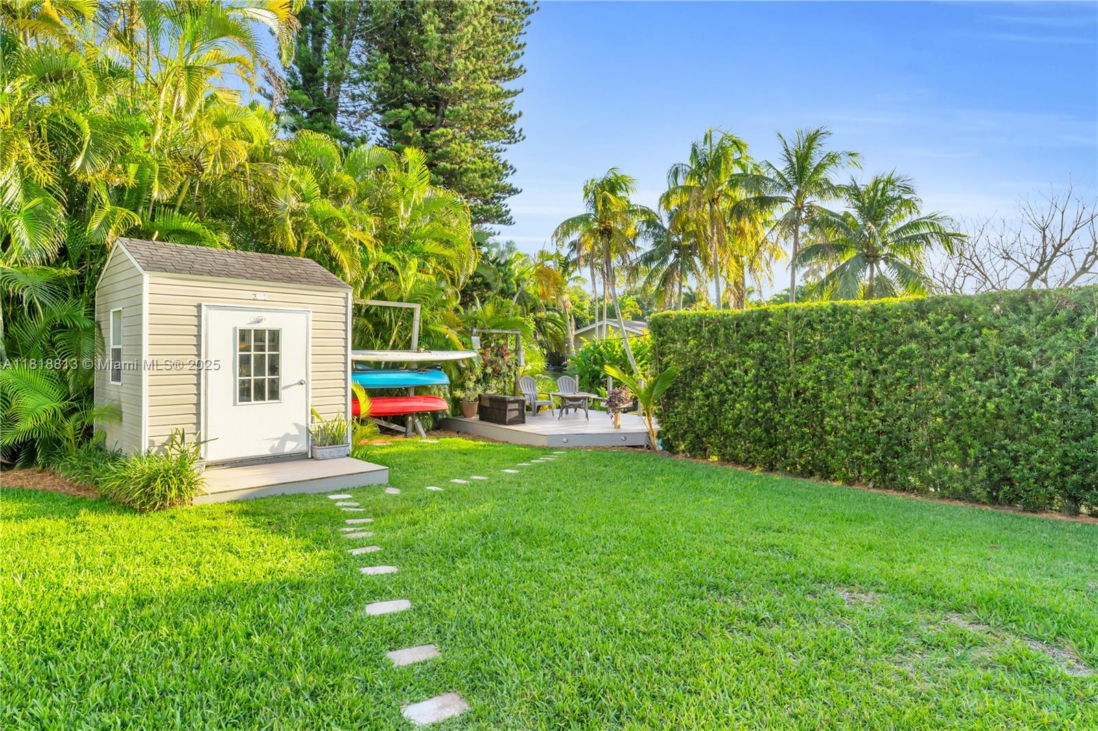 COUNTRY SQUIRE MANOR SEC - Residential Lease