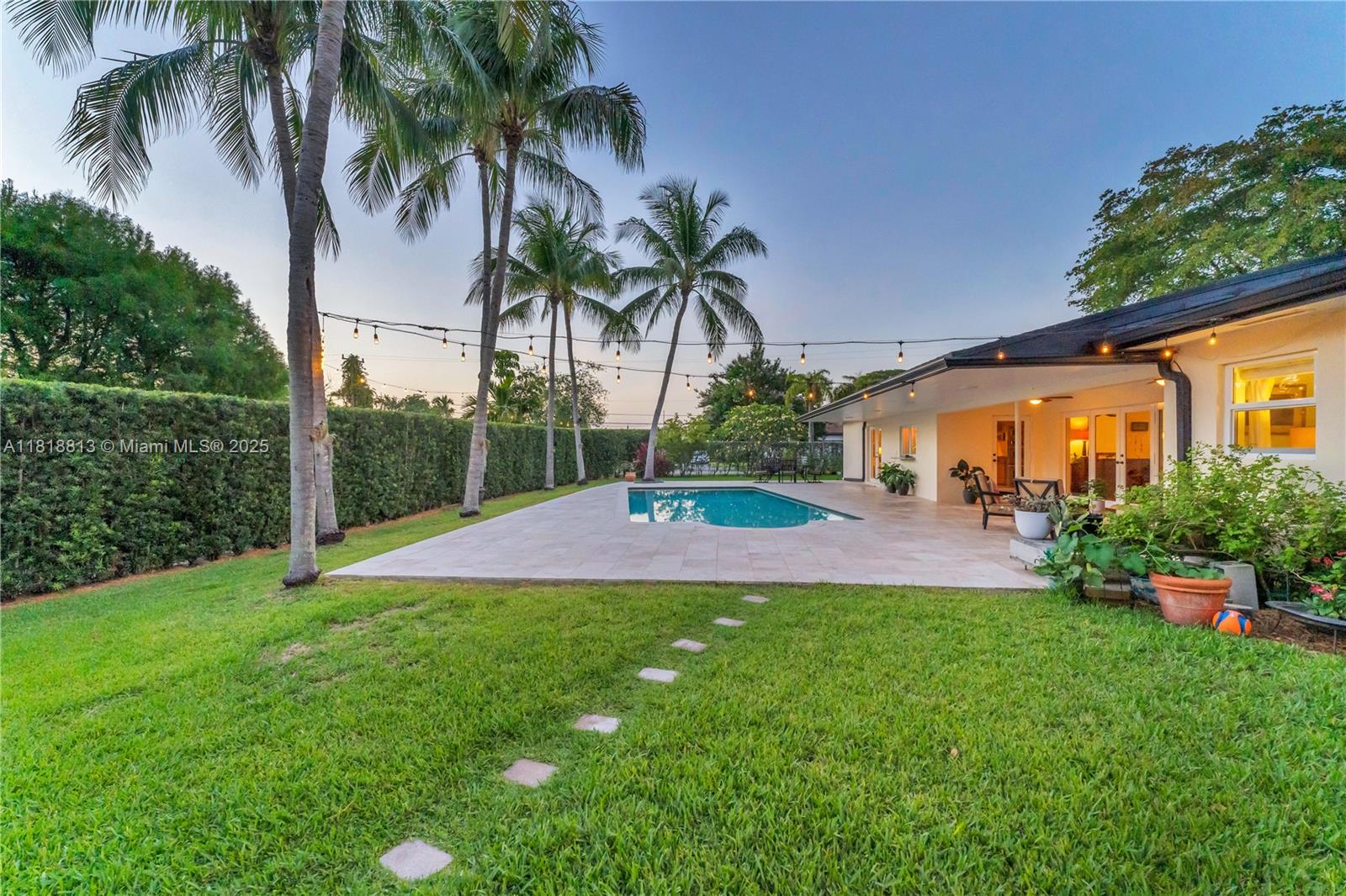 COUNTRY SQUIRE MANOR SEC - Residential Lease