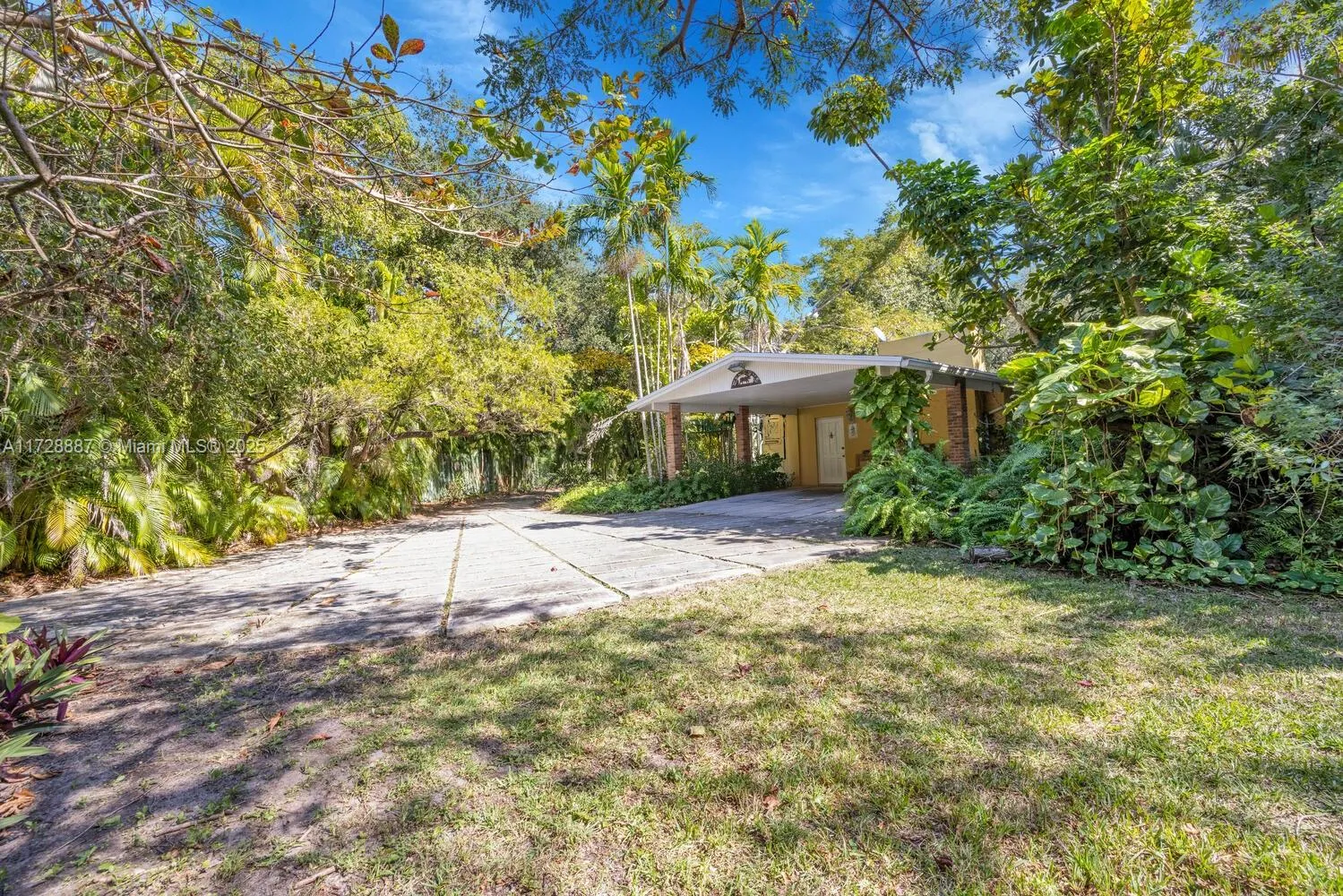 Palmetto Bay, Florida 33158, United States, 4 Bedrooms Bedrooms, ,4 BathroomsBathrooms,Residential,Active,7595