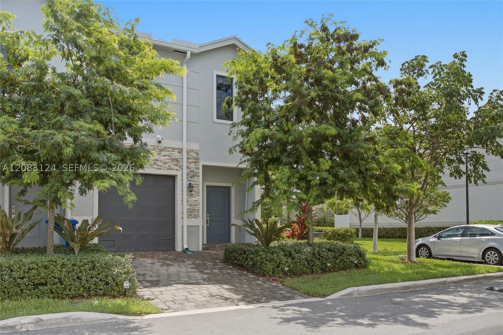 926 NW 3rd Ter 926