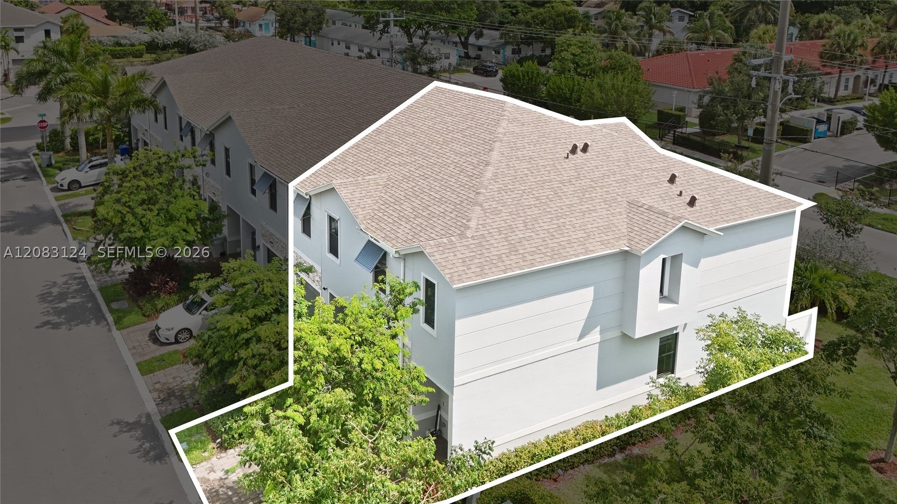 926 NW 3rd Ter 926