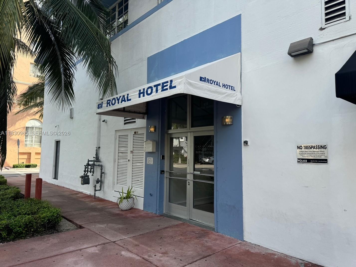 ROYAL SOUTH BEACH CONDO - Commercial Sale