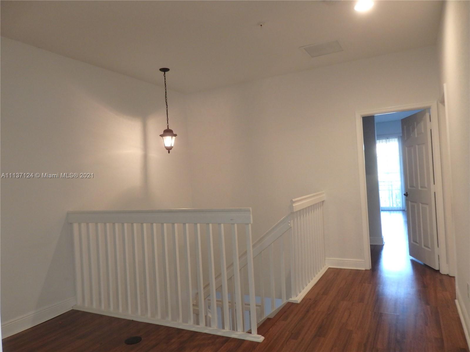 MEADOW PINES - Residential Lease