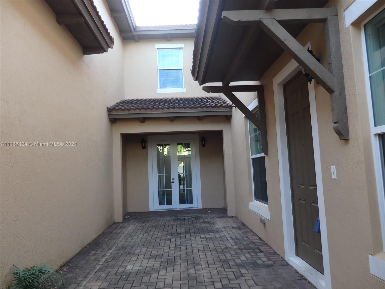 MEADOW PINES - Residential Lease