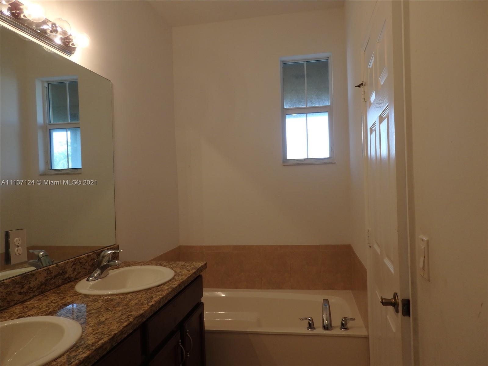 MEADOW PINES - Residential Lease