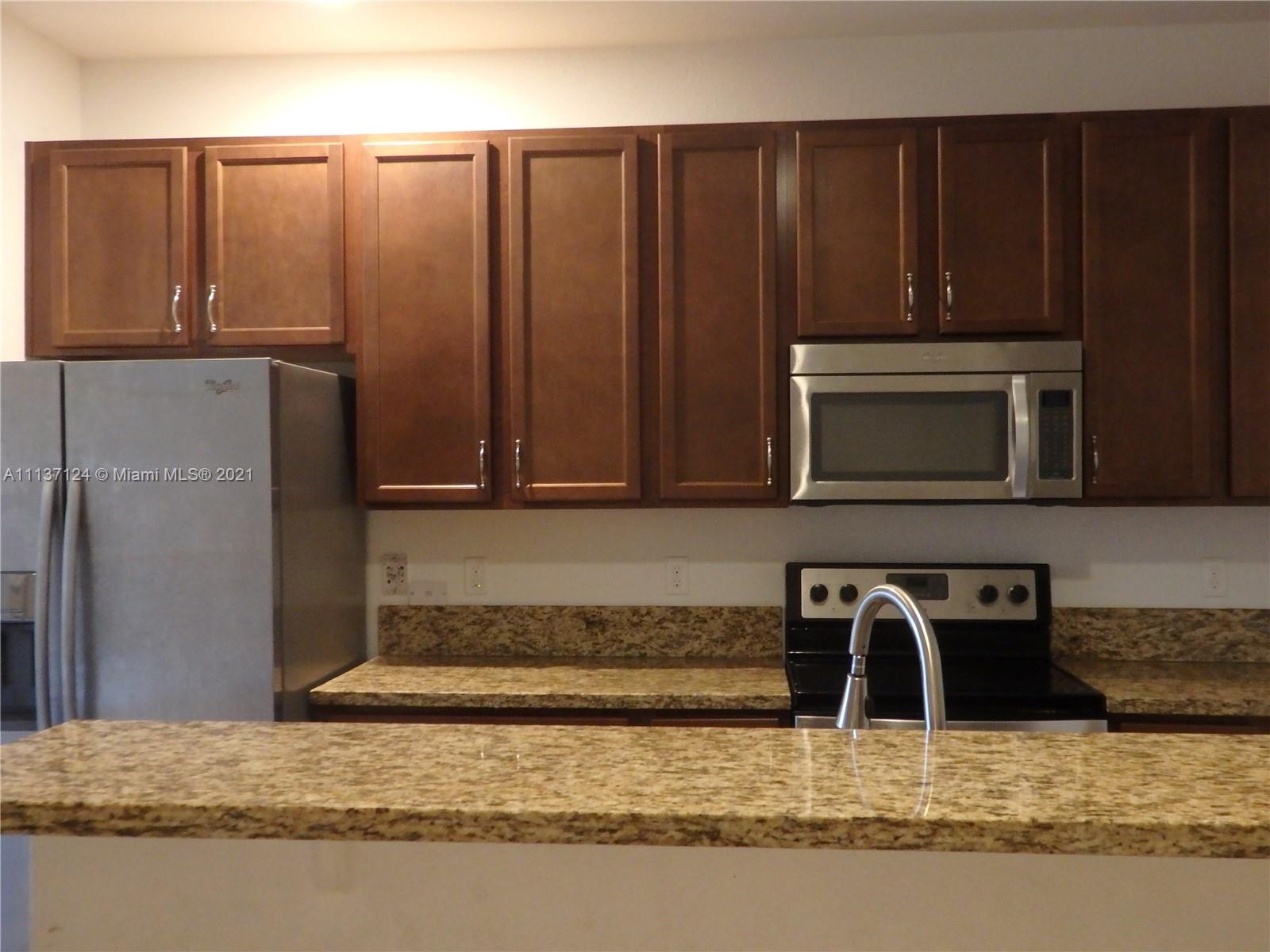 MEADOW PINES - Residential Lease