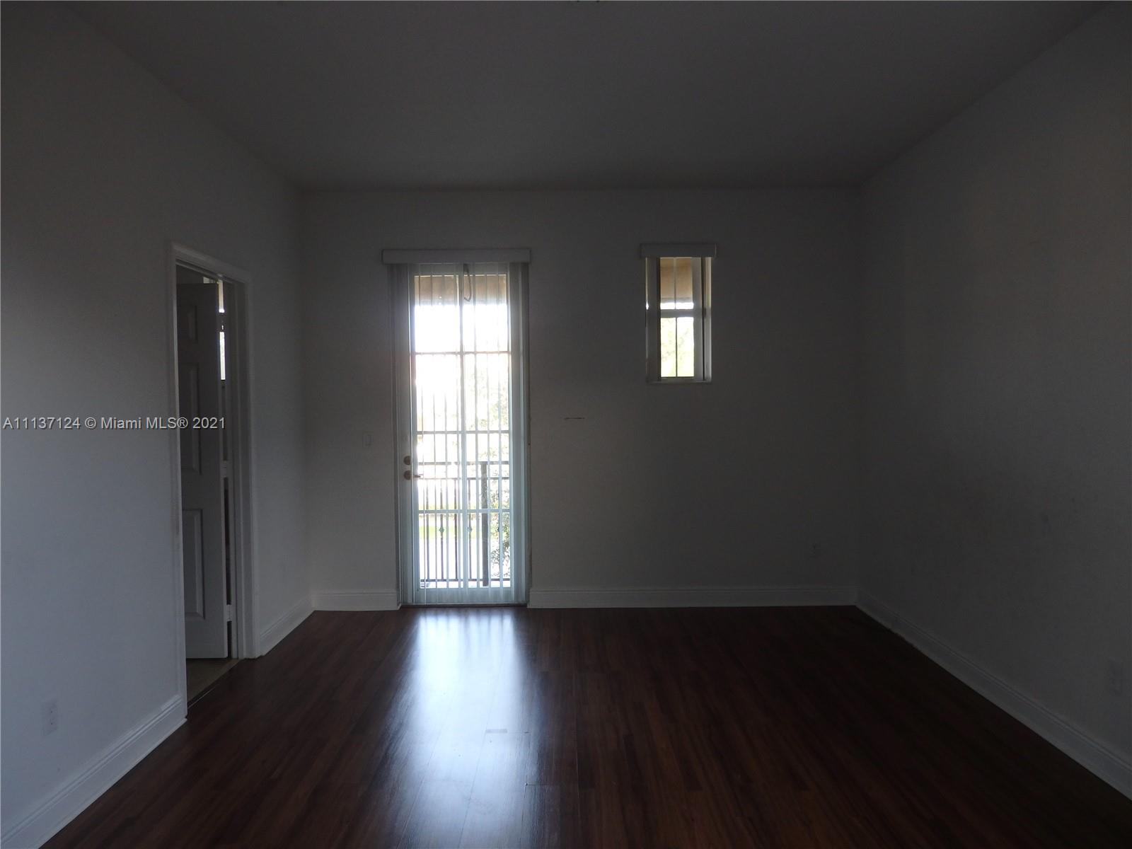 MEADOW PINES - Residential Lease