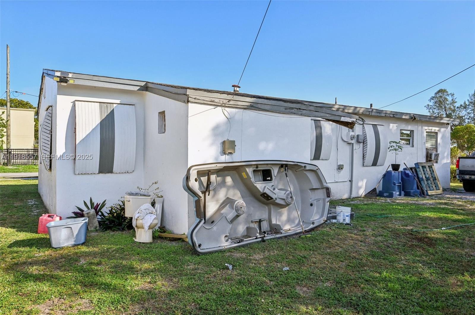 GOLDEN HIGHLANDS EST - Residential