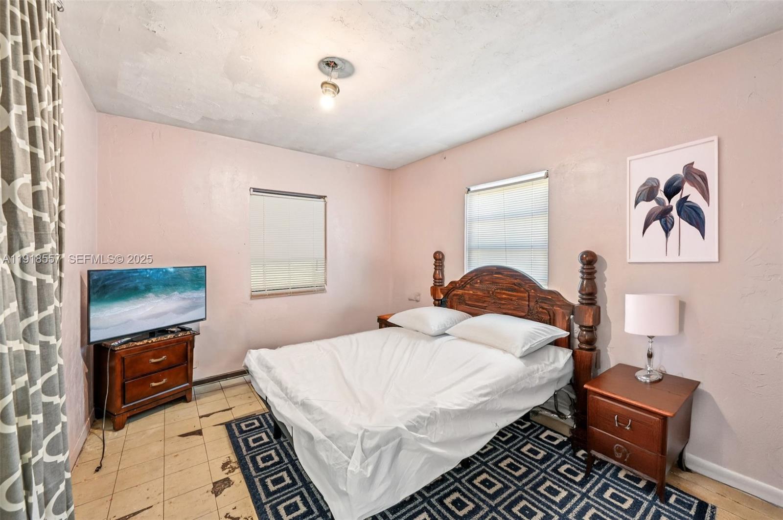 GOLDEN HIGHLANDS EST - Residential