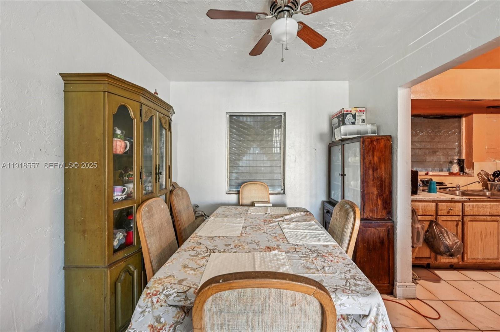 GOLDEN HIGHLANDS EST - Residential