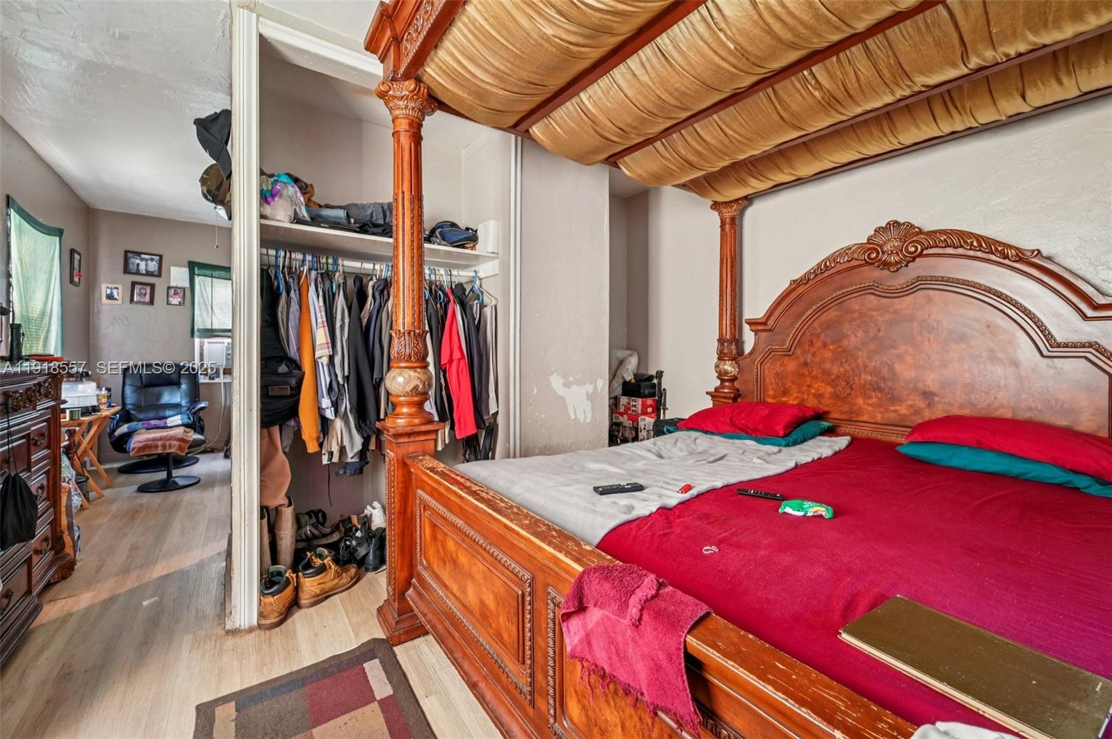 GOLDEN HIGHLANDS EST - Residential