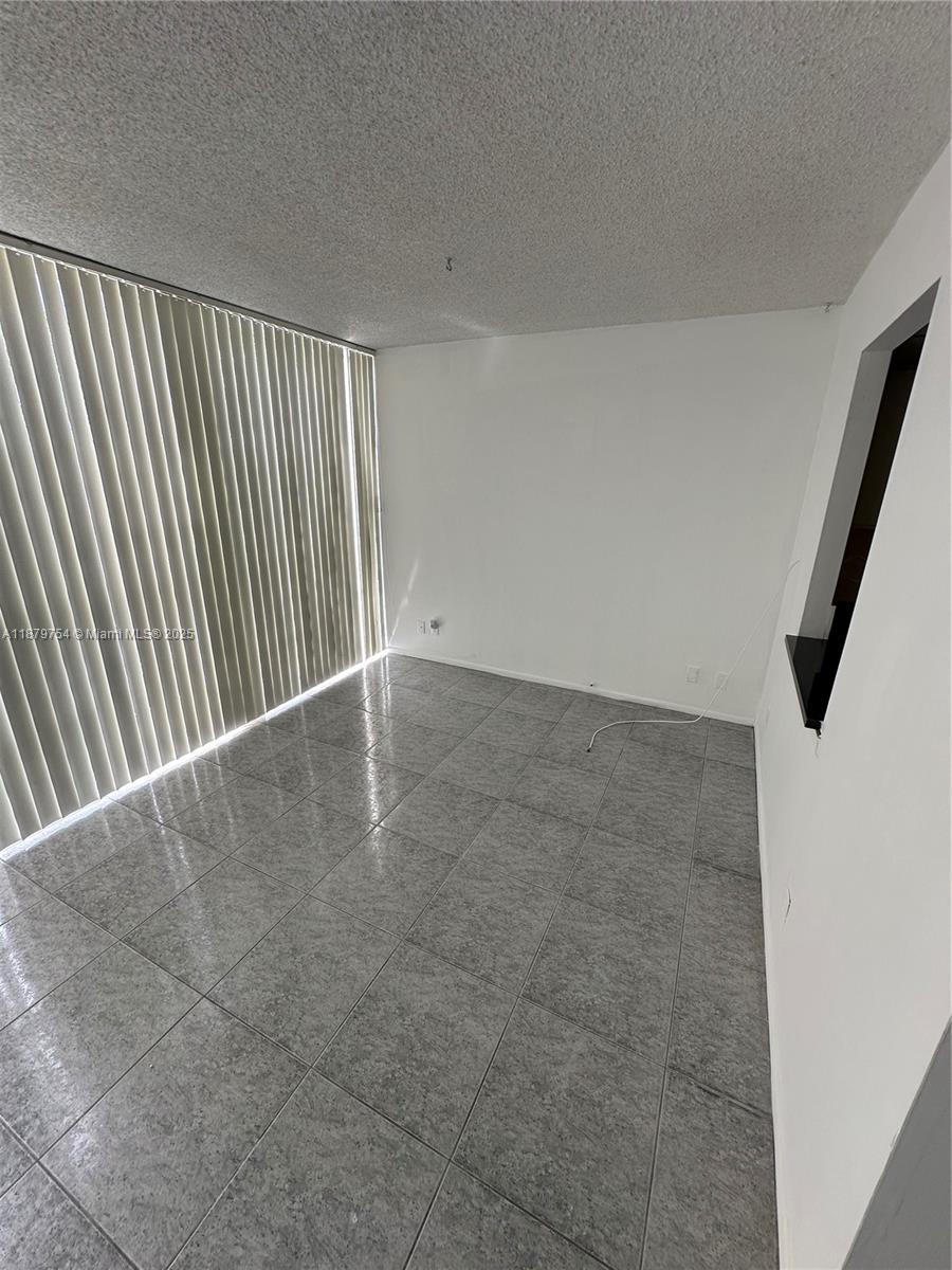 DESOTO PARK NORTH CONDO - Residential Lease