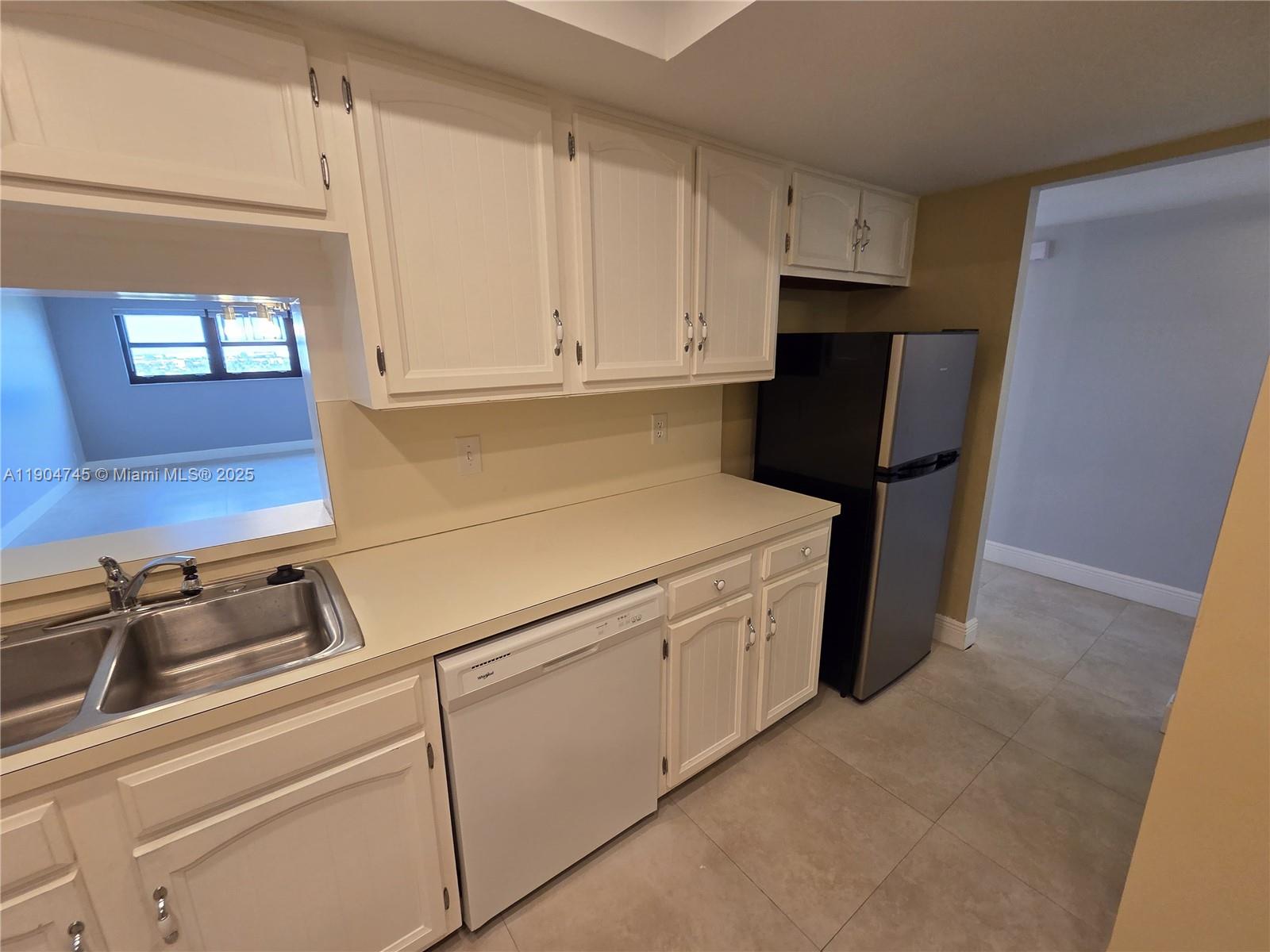 TOWER PORTSMOUTH AT PORT - Residential Lease