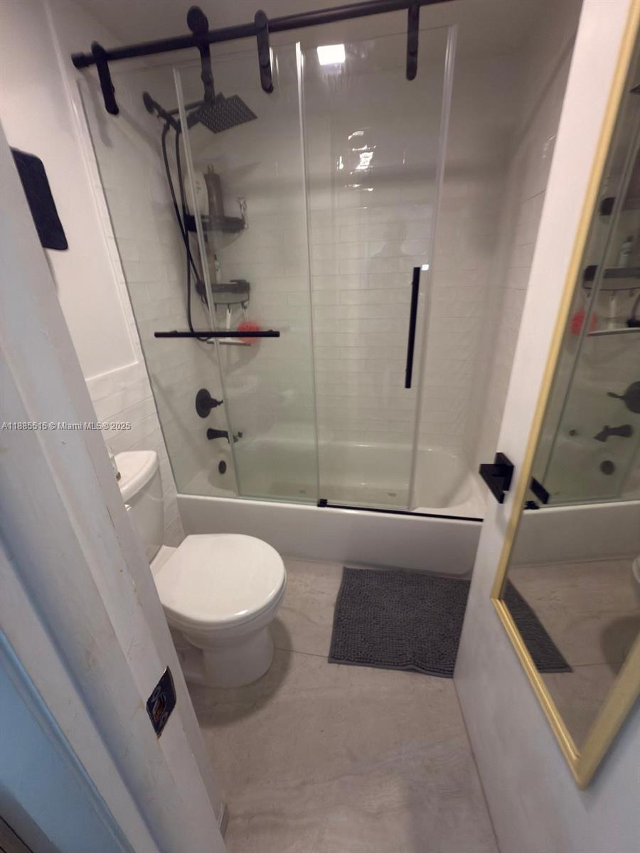 ASHLEIGH HOUSE CONDO - Residential Lease