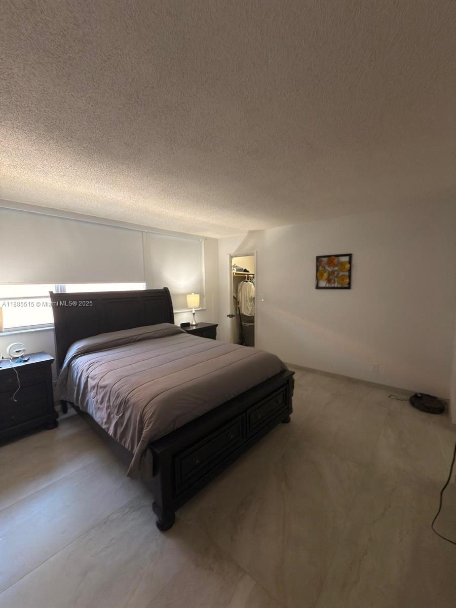 ASHLEIGH HOUSE CONDO - Residential Lease