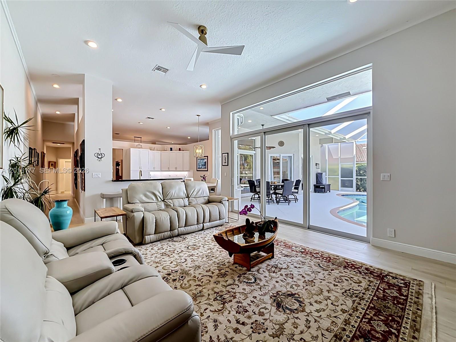 KENSINGTON - Residential